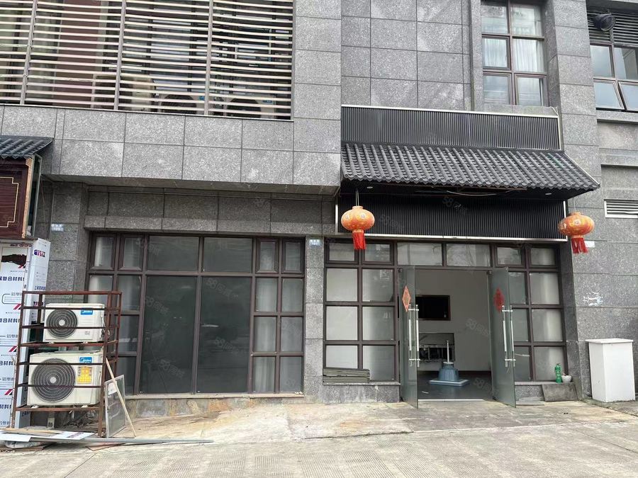 青秀区商铺 云景路临街铺 月租金7000元 可做茶室会所 随时可看房 实景图