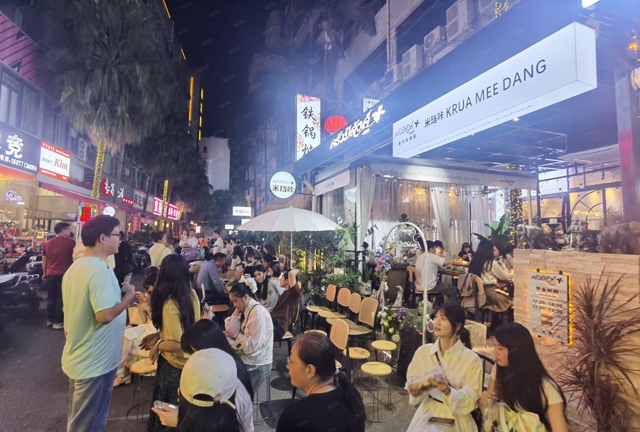 西乡塘区大学东路商铺 西大，吃喝玩乐一条街，特招，特色餐饮，租金低，信息真实有效 实景图