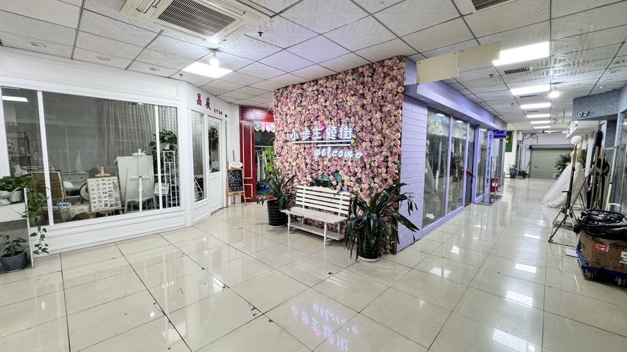 西乡塘区北湖商铺 农院路夜市中心位置，人流大，小步商城 商铺不多，先到先得 实景图