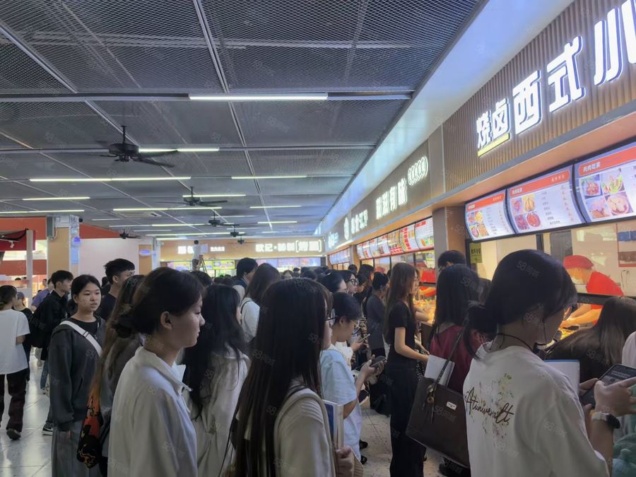 邕宁区邕宁周边商铺 技术大学一楼食堂转让，现做快餐日均3000，小白也可，可教 实景图