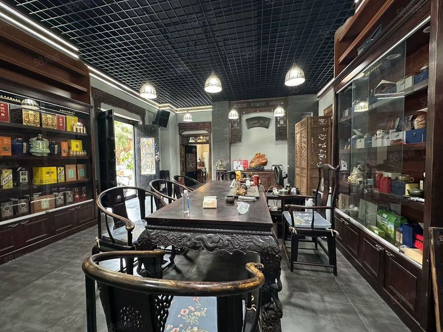 青秀区凤岭北商铺 古香古色！带家私！临街 茶酒庄 专业厨房 好停车 实景图