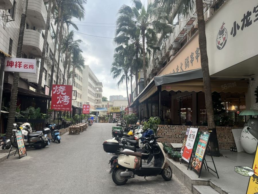 西乡塘区大学东路商铺 非中介低价转让火炬路9号精装修餐饮店（可空转） 实景图