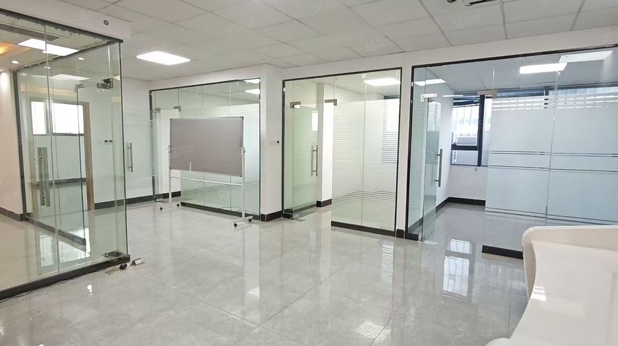 西乡塘区大学东路写字楼 东盟财经广场5加1格局精装修拎包入驻 实景图