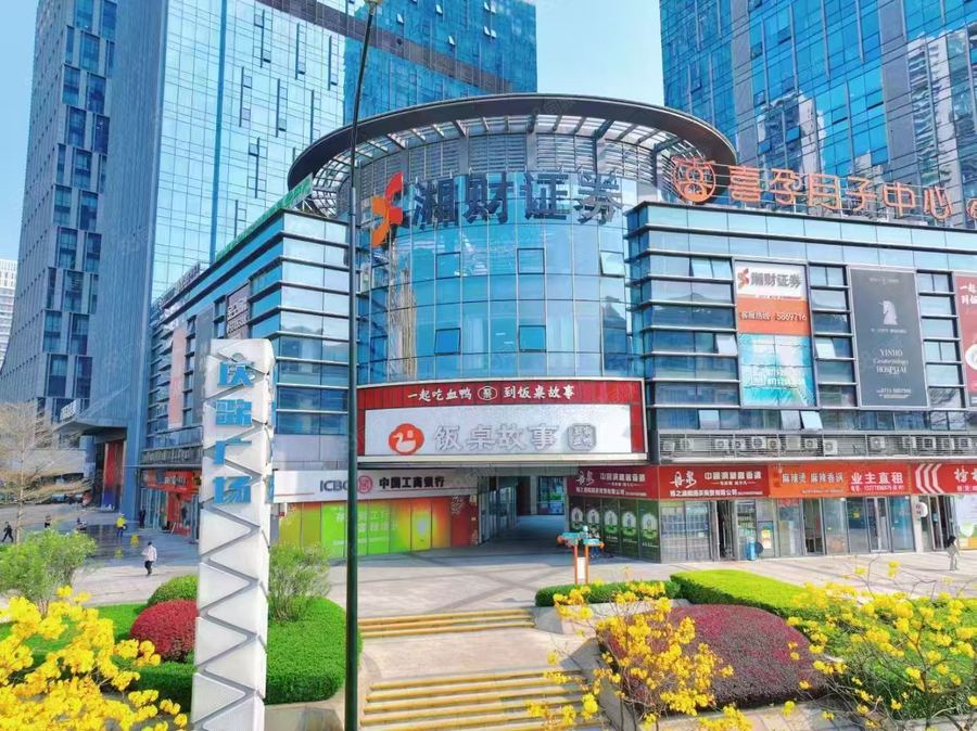 良庆区商铺 五象路桥集团大厦二楼带装修385平餐饮铺,四个包间带装修出租 实景图