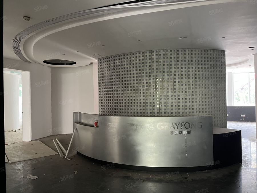 青秀区东盟商务商铺 东盟商务区二楼临街商铺招租 实景图