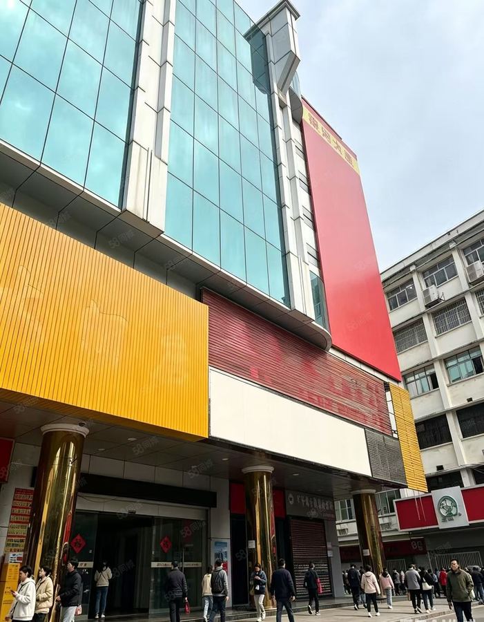青秀区中山商铺 青秀区370平临街商铺招租可餐饮,可分割,无业态限制,业主租 实景图