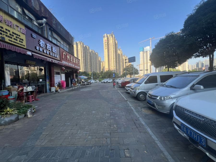 青秀区商铺 大嘉汇东城 临街 可外摆 不限业态 精装 有二层 实景图