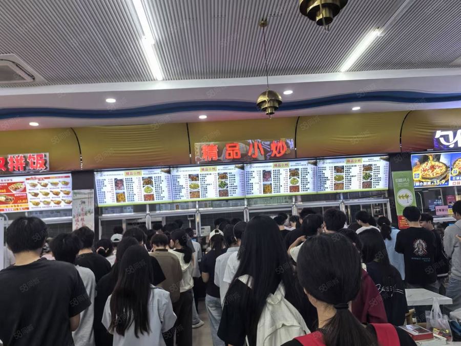 邕宁区商铺 一楼南宁学院成熟档口转让，客源稳定接手可营业 实景图