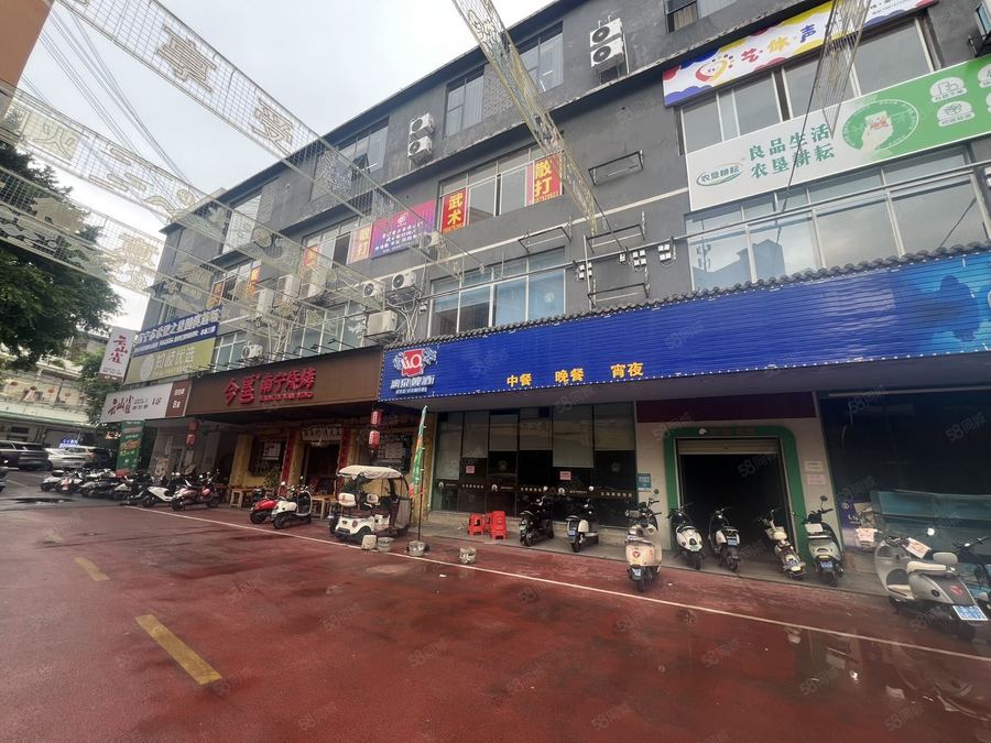 青秀区商铺 商业街二楼，商铺直租，可隔三间私密包厢，适合私人会所精品办公 实景图