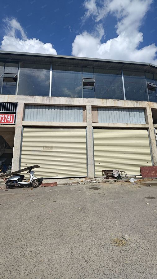 青秀区商铺 秀厢大道临街铺面，带卫生间，业态丰富 实景图