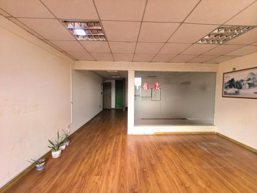 青秀区东盟商务写字楼 1100元便宜地铁口东盟财经中心财富国际广场东盟商务区 实景图