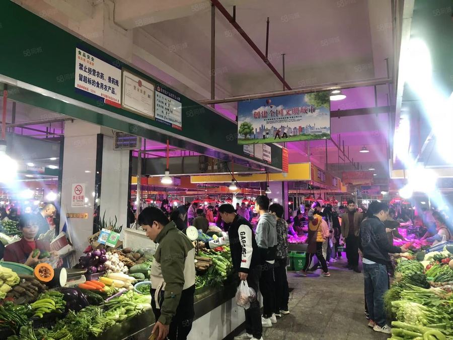 西乡塘区科园大道商铺 人气旺大型农贸市场老菜市场 腌制品 酸品 酸菜摊位出租招租 实景图