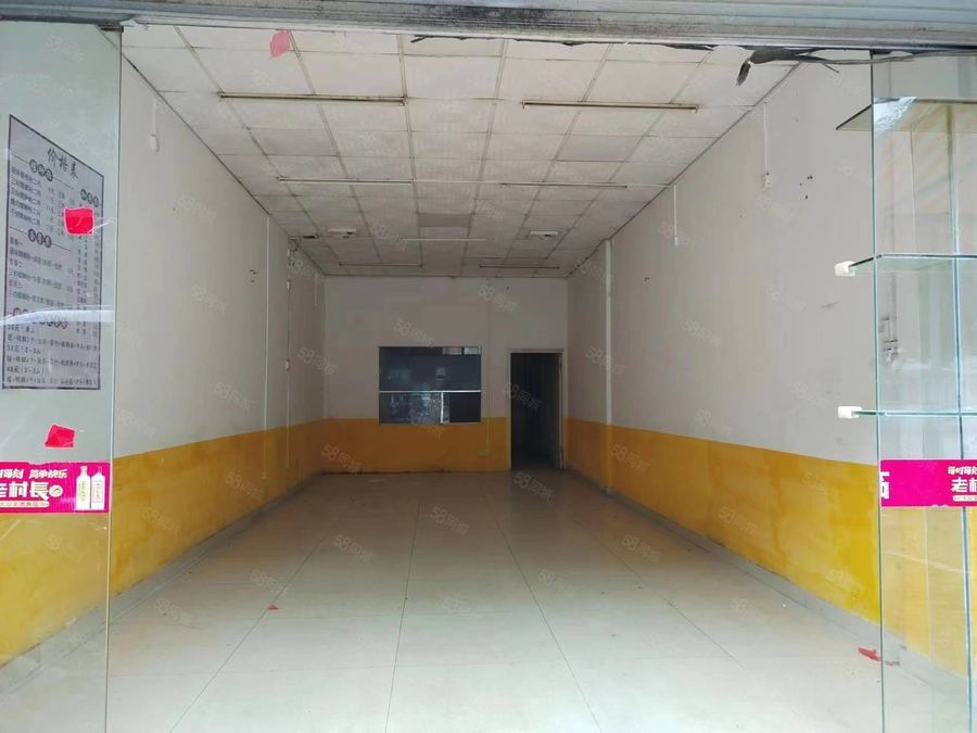 兴宁区东沟岭商铺 兴宁区小区出入口和地铁口无转让费临街铺面出租，可外摆，67平 实景图