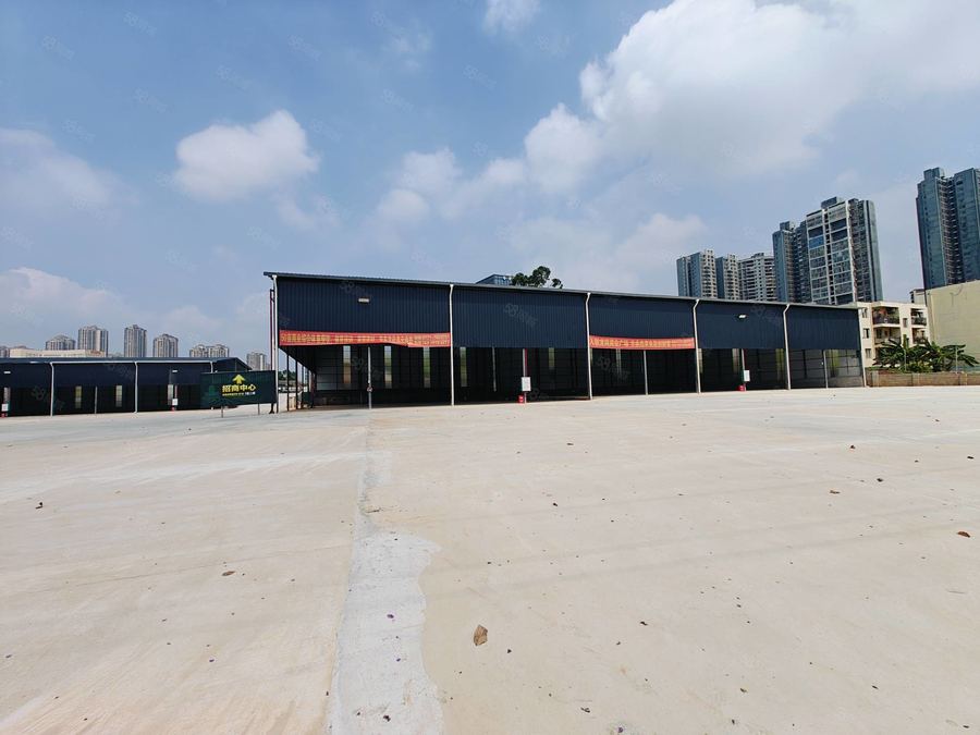 邕宁区蒲庙镇商铺 一手临街铺 邕宁龙岗 宽敞方正场地 建材 仓储 汽车维修美容 实景图