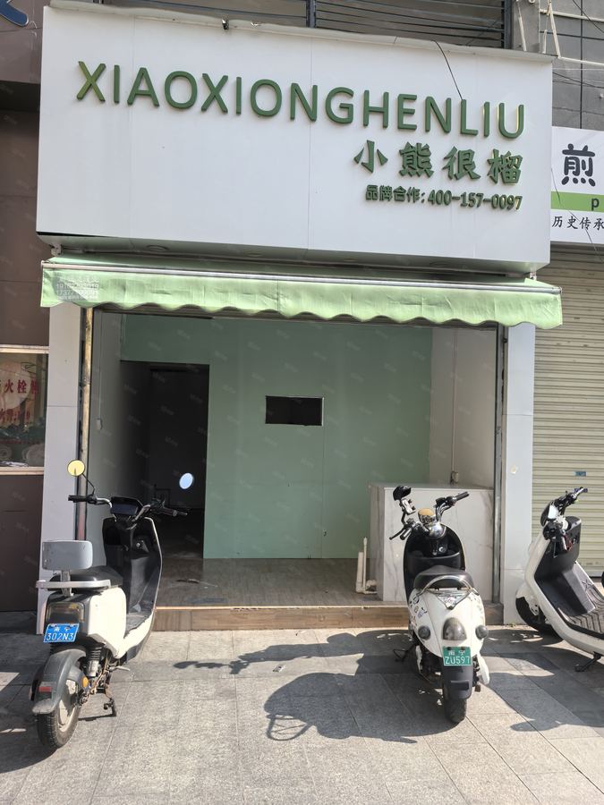 青秀区商铺 开发商直租,旺铺出租23.5平米,适合理发店等各种业态 实景图