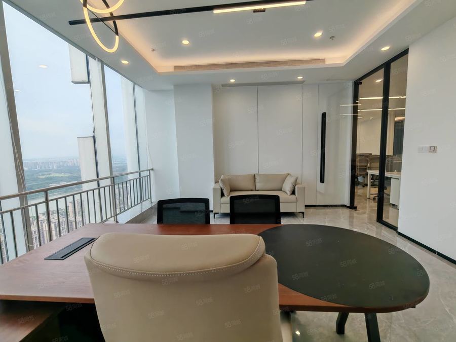 青秀区写字楼 新装办公室出租 配套办公用品 开发商直租 含税点 实景图