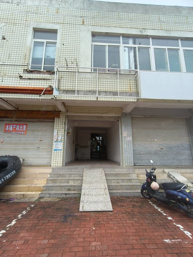 青秀区商铺 仙葫半岛枫丹丽舍临街住宅底商上下两层前后有窗门口免费停车 实景图