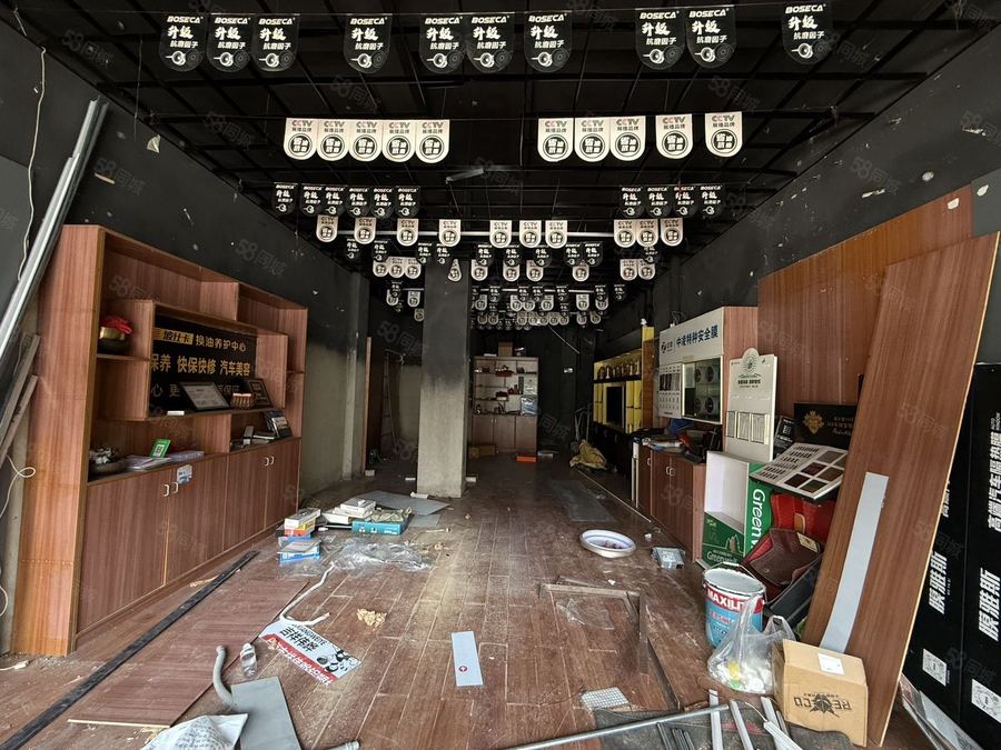 良庆区大沙田商铺 真实出租 南宁五象商铺 仅1000元月起 铺面出租 实景图