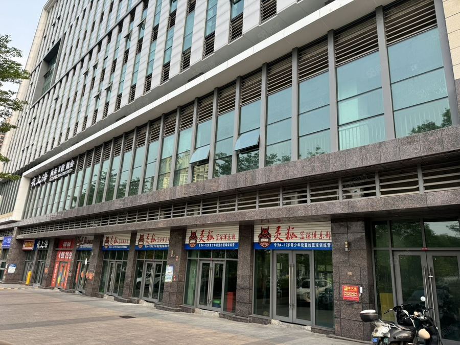 江南区星光大道商铺 老板给免租金一年650平多业态经营 出租 | 商铺 | 65 实景图