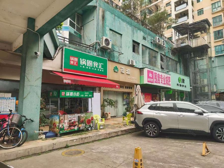 青秀区东葛路商铺 （无转让费）有外摆东葛路小区出入口旁 一楼门面出租 6米门头 实景图