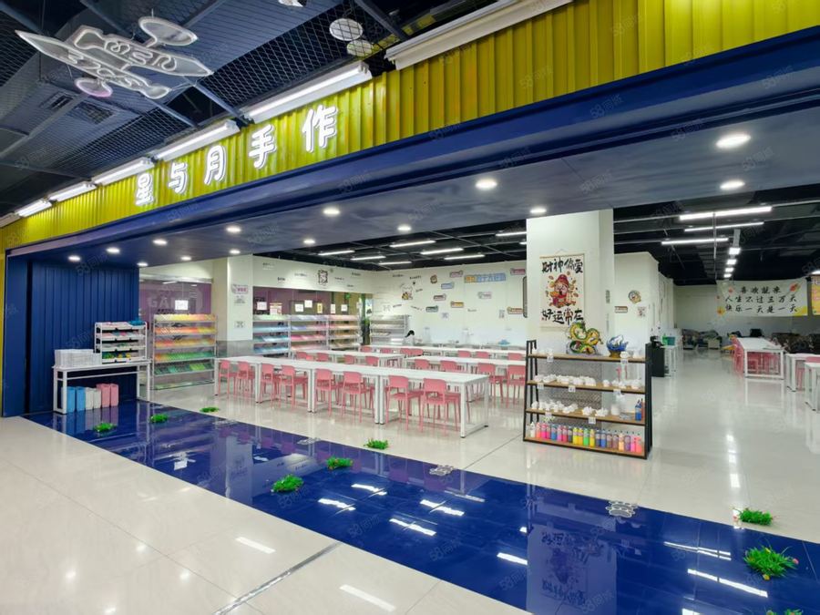 西乡塘区相思湖新区商铺 (蜂喔快转)西乡塘区相思湖购物公园300手作拼豆店,营业中 实景图
