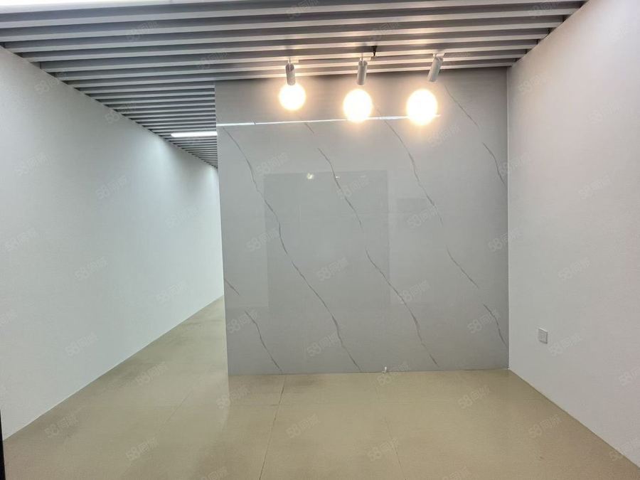 西乡塘区安吉写字楼 新出~华尔街工谷98平2个隔间 配办公家具 接待办公 有补贴 实景图
