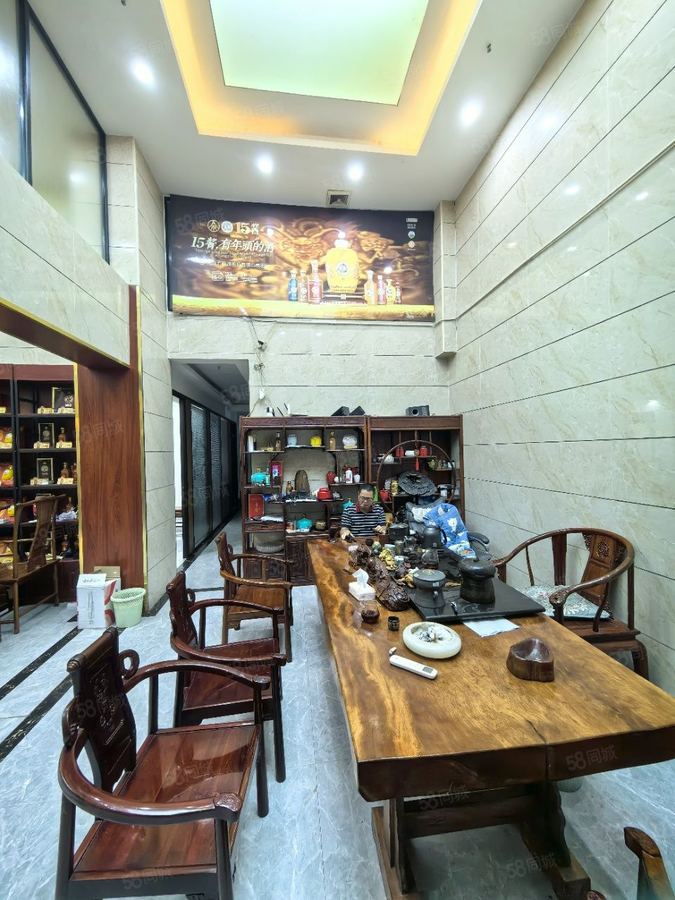 青秀区凤岭北商铺 凤岭北 带家私 临街 茶酒庄会所 工作室等 停车20台 实景图
