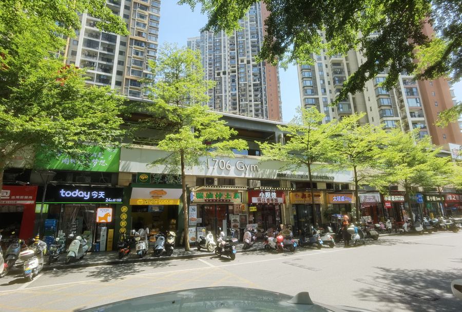 良庆区商铺 五象华润二十四城品牌聚集地精装餐饮店转让 实景图