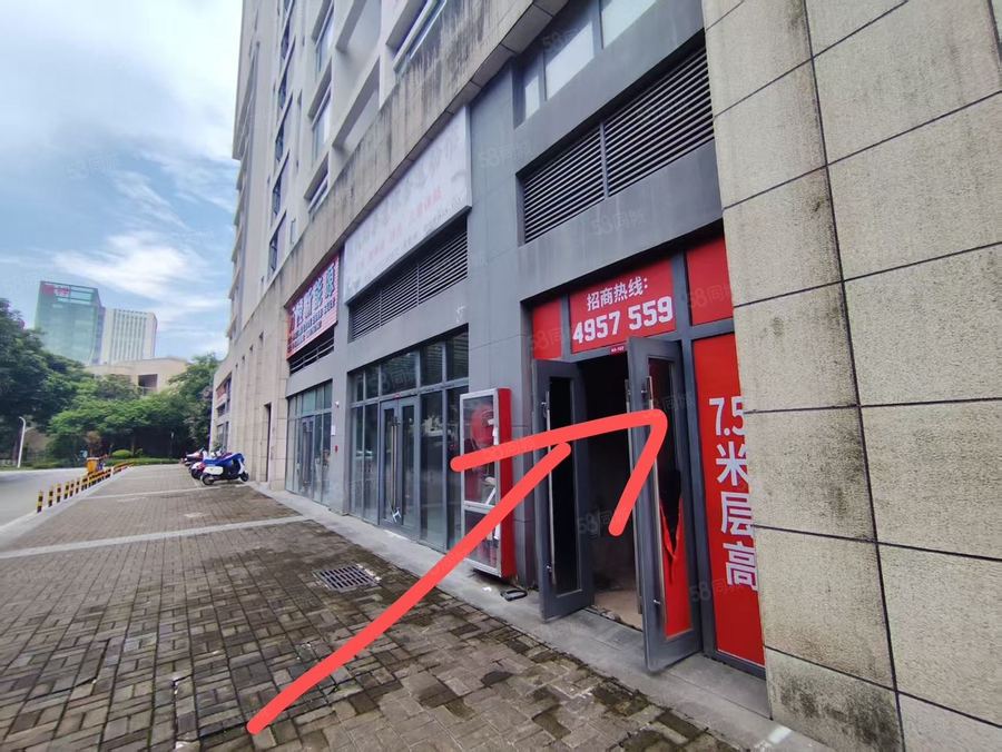 江南区星光大道商铺 无转让费,可做办公展厅,茶室酒庄,美容养生,江南万达旁地铁口 实景图