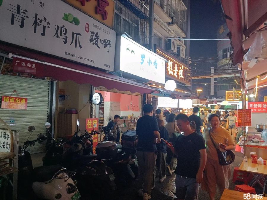 青秀区商铺 铺面位置非常好人流量非常旺，适合经营粉面，炸串，卤菜等小吃 实景图