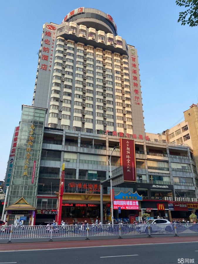 青秀区商铺 房屋地理位置介绍;市中心朝阳商业区、交通便利,房屋整洁干净 实景图