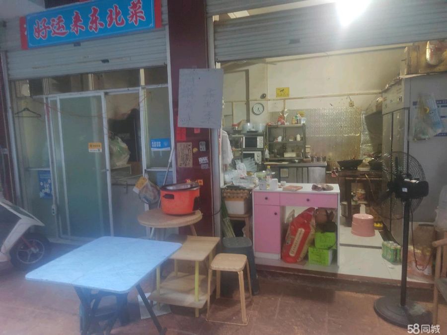 青秀区商铺 位置好,商圈很好,适合创业,电费1元,可办理双证,成本低 实景图