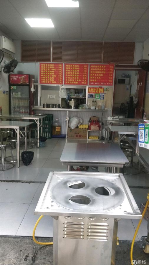 青秀区商铺 新阳路 临街25平餐饮旺铺 近多大小区商圈 平台勿扰 实景图